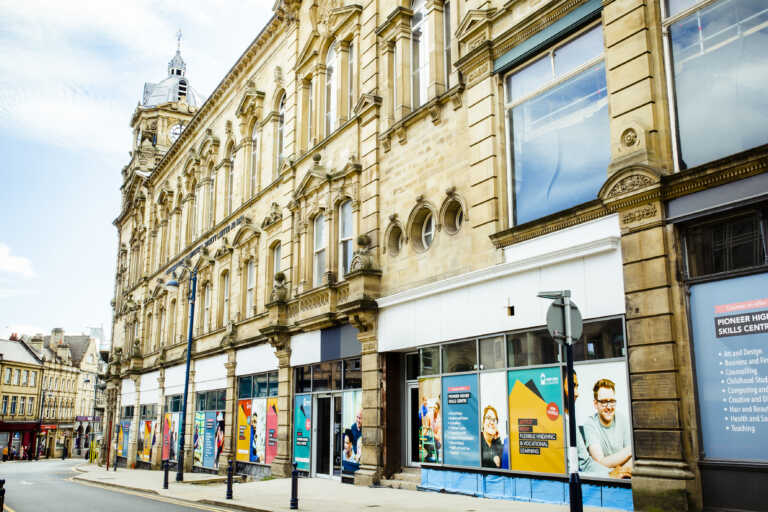 Kirklees College Transforms Facility in Dewsbury Offering State of the Art Learning