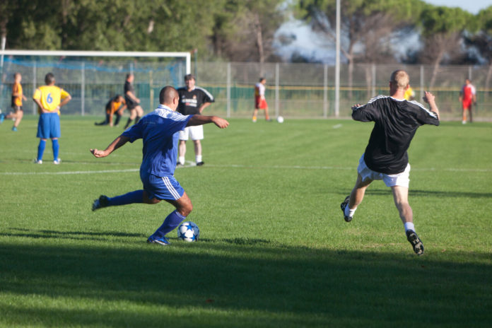 Match de football amateur