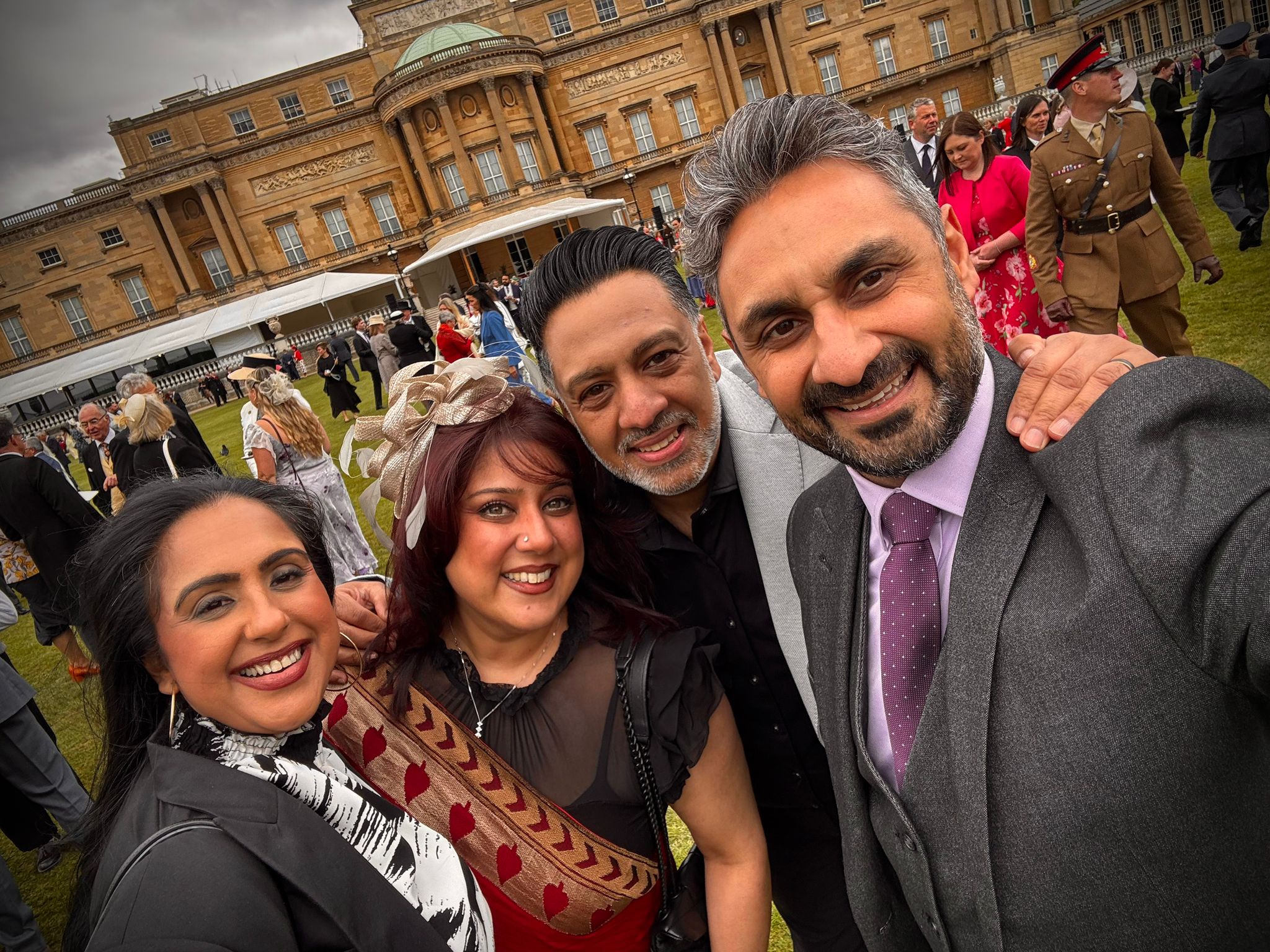 R-L Sandeep Kapoor and Kam Chera with partners at Buckingham Palace. Image: Kam Chera